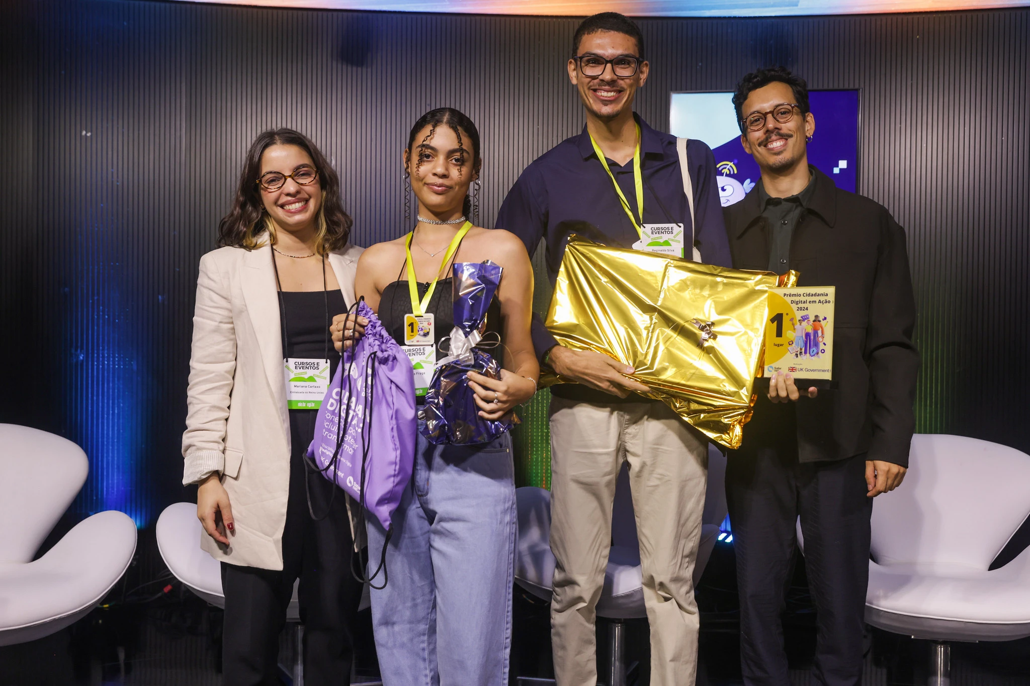Professor baiano ganha prêmio internacional com projeto sobre cidadania digital em escola pública