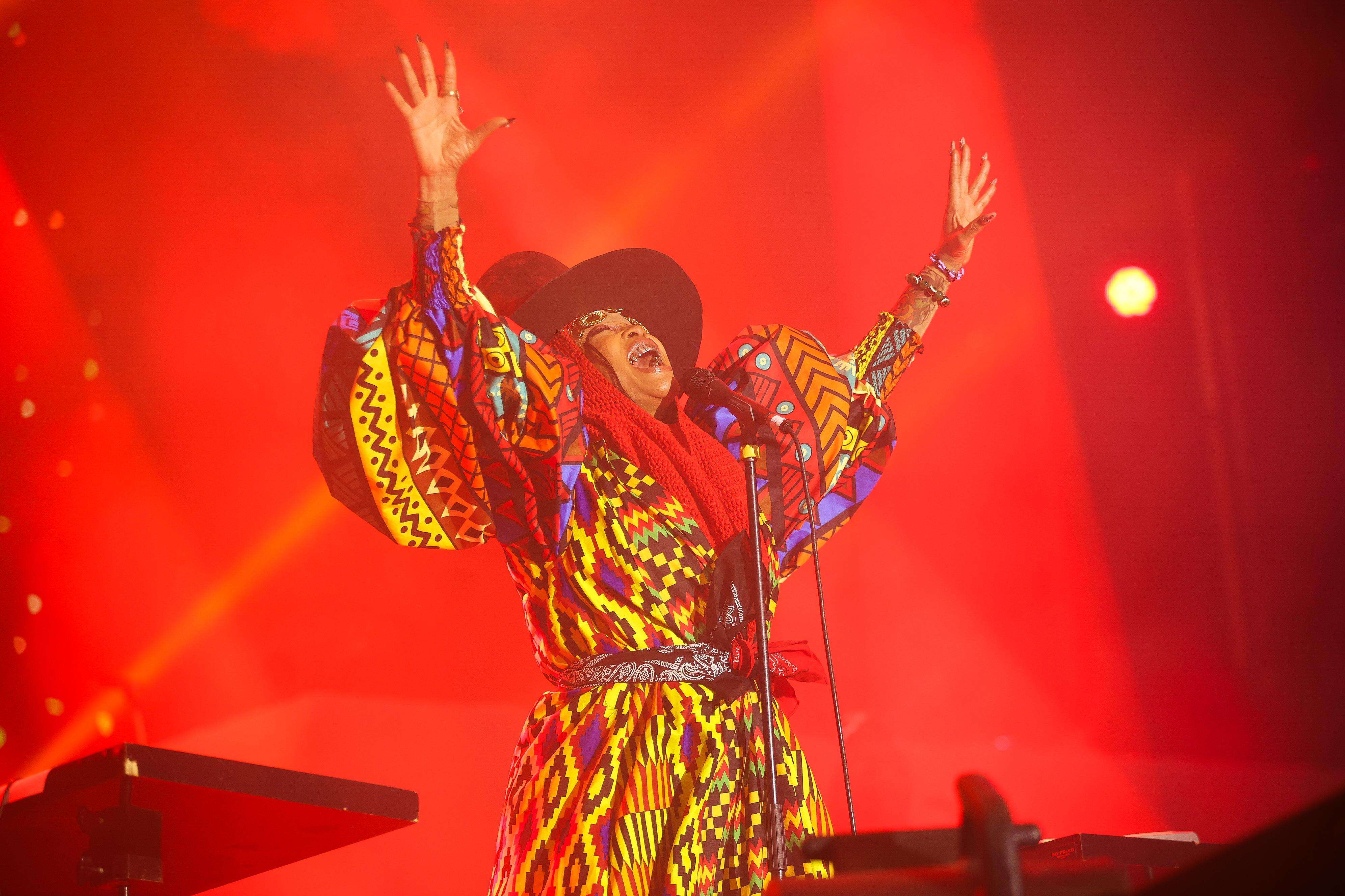 Erykah Badu se encontra na Bahia: 'Eu tenho desejado vir aqui tem muito tempo', diz artista