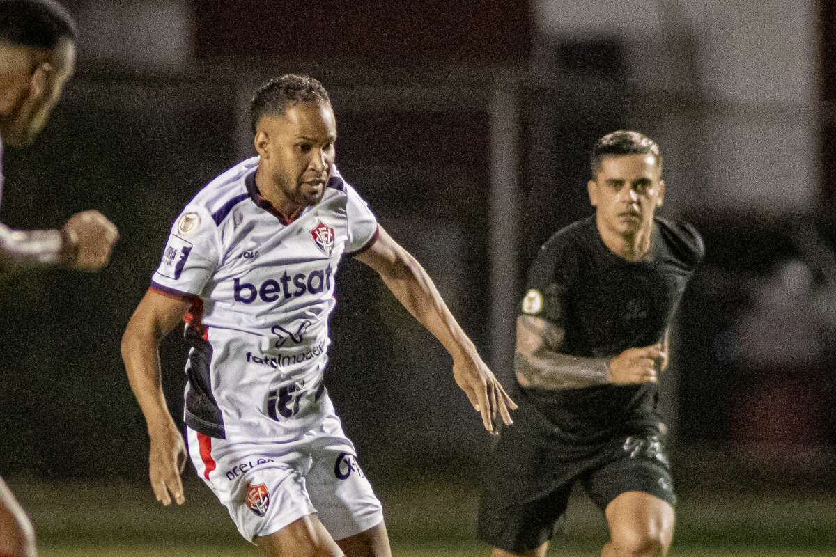 Suspenso, Vitória perde atacante Everaldo para jogo contra o Criciúma