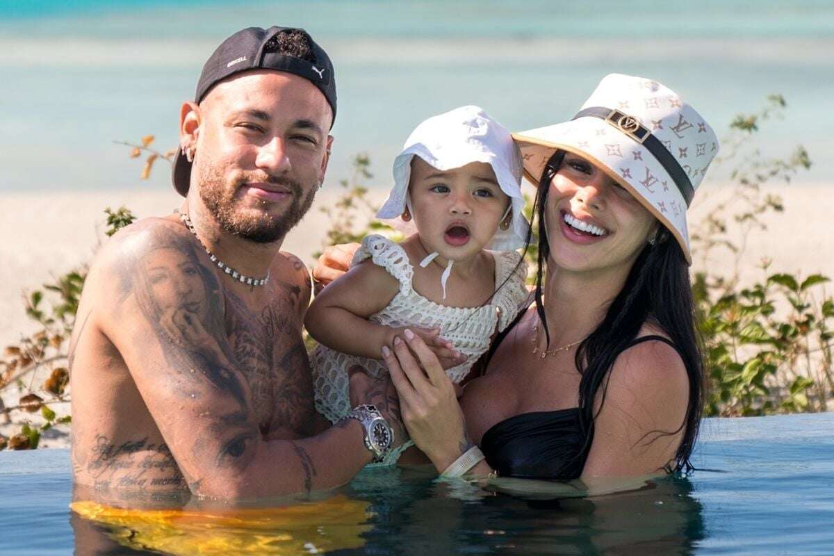 Bruna Biancardi se revolta após ser questionada sobre filha com Neymar: ‘Virou crime?’