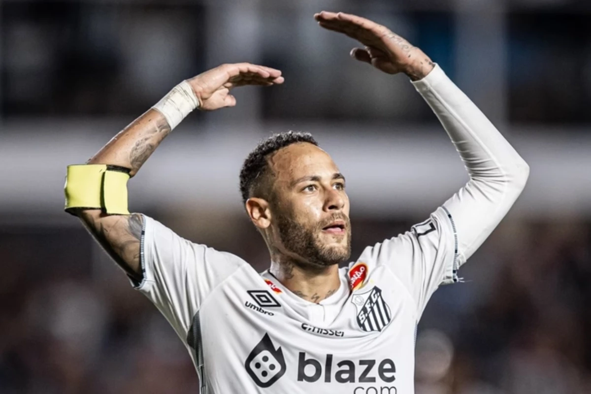 Santos registra maior crescimento nas redes entre os 100 clubes mais seguidos no mundo