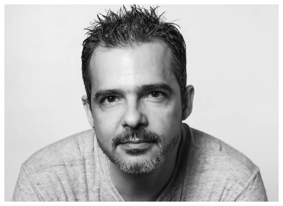Anderson Cunha, do Sertanília, lança álbum solo instrumental