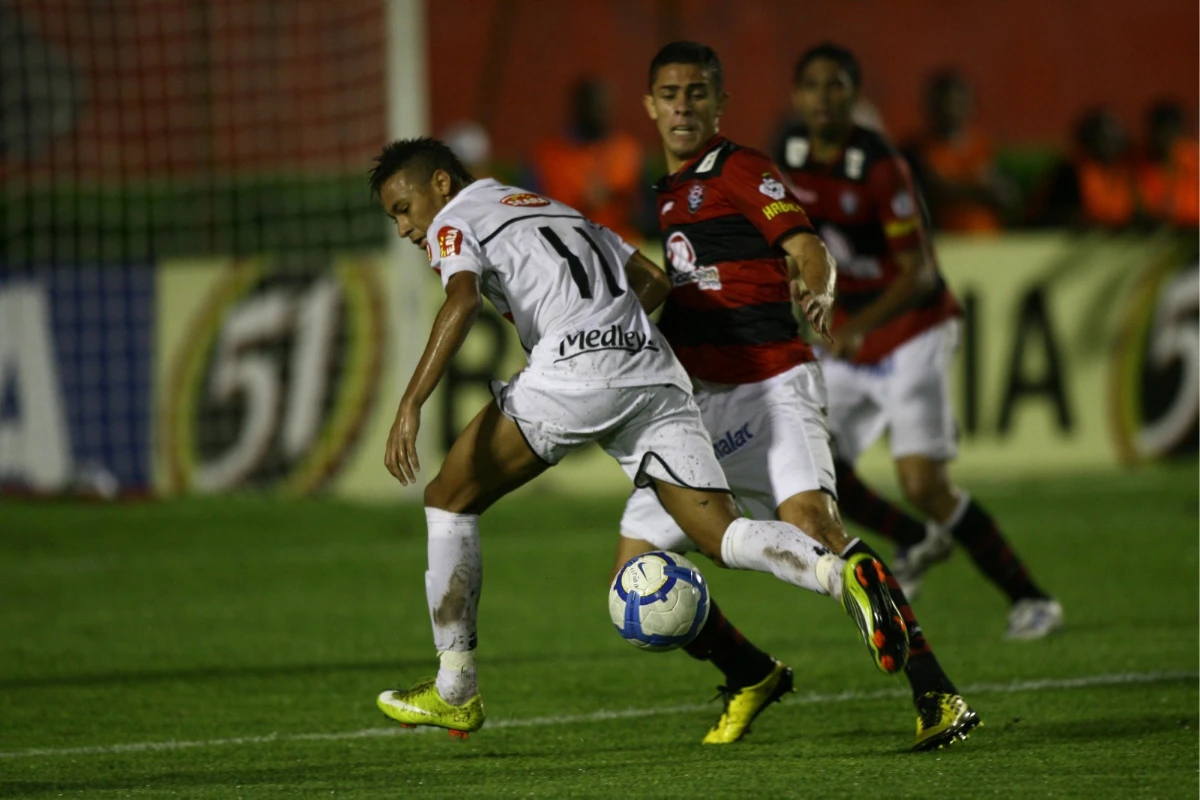 Os caminhos de Vitória e Neymar voltam a se cruzar depois de 15 anos