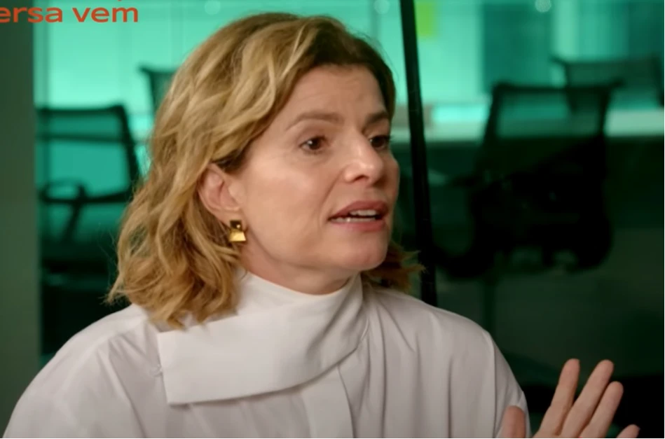 Débora Bloch recusa falar sobre vida sexual em entrevista e critica exposição de atrizes