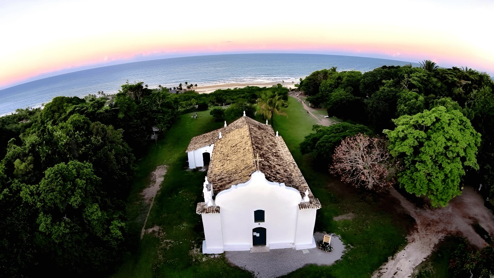 Igreja é vandalizada em destino turístico da Bahia