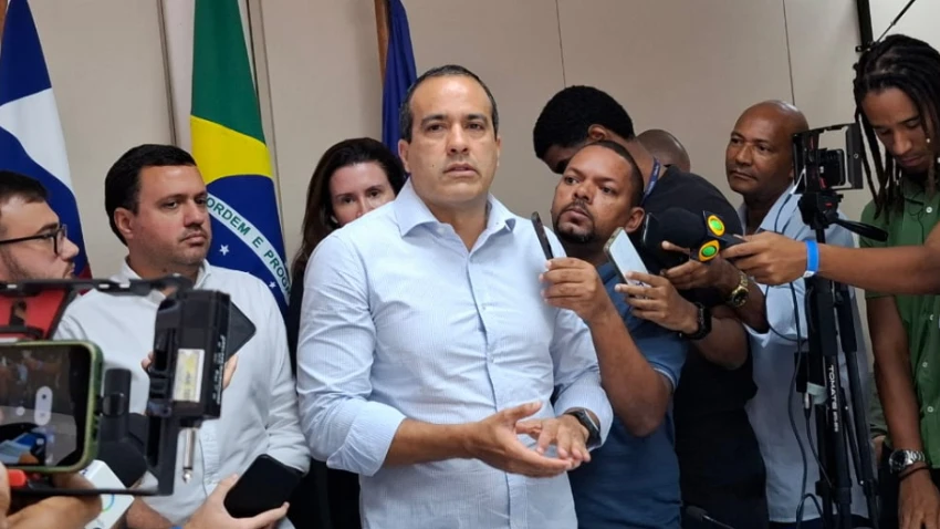 Bruno Reis faz apelo para professores retornarem às escolas: ‘Maior reajuste do Brasil’