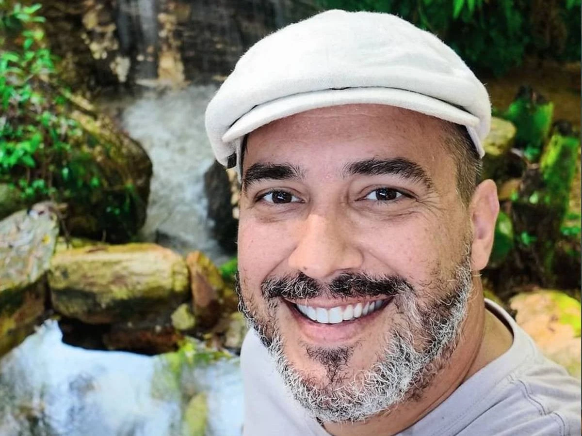 'Tudo melhorou': André Marques celebra melhora na vida sexual e na saúde após largar o cigarro