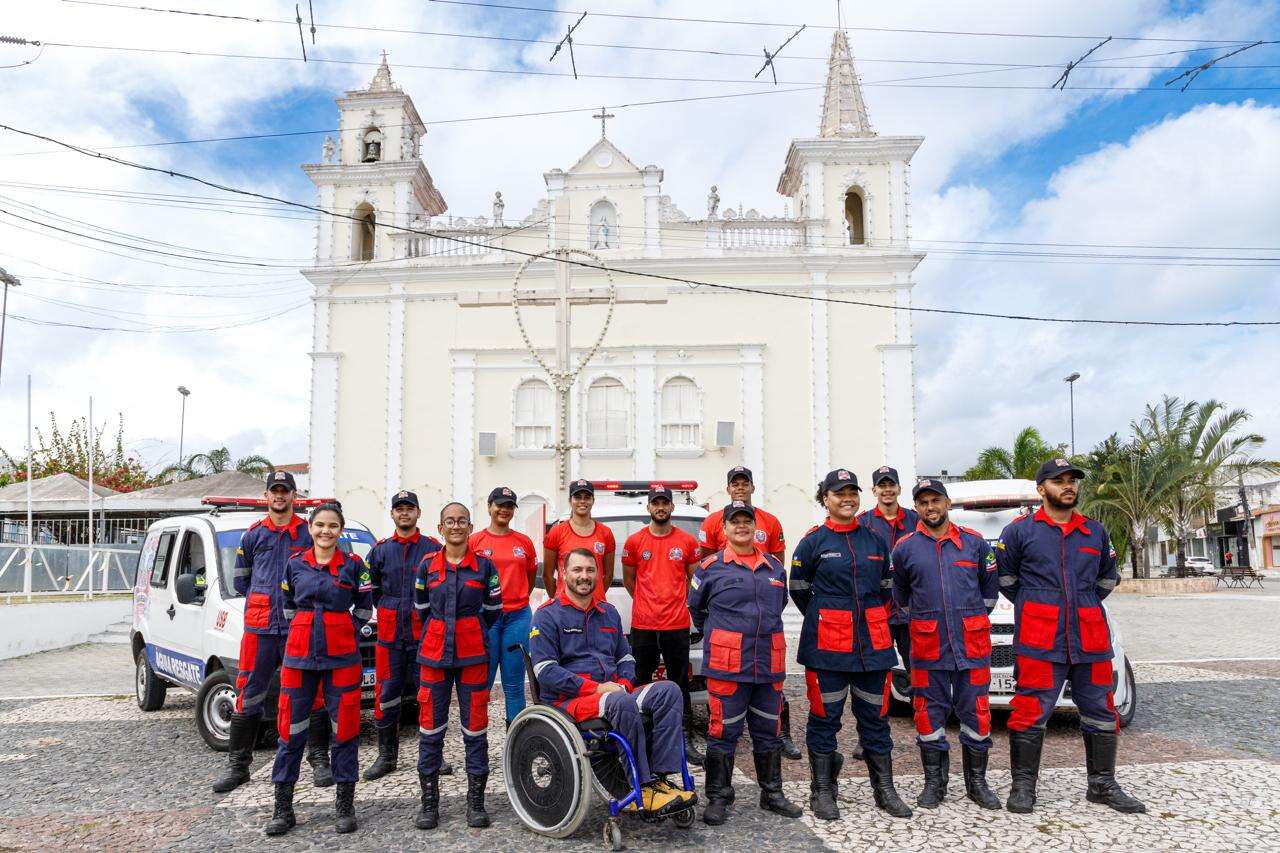 Brigadas voluntárias que vivem de doações ajudam a salvar vidas no interior da Bahia