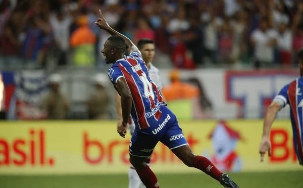 Quem são Júlio Cesar e Victor Hugo? Conheça os reais nomes dos jogadores do Bahia