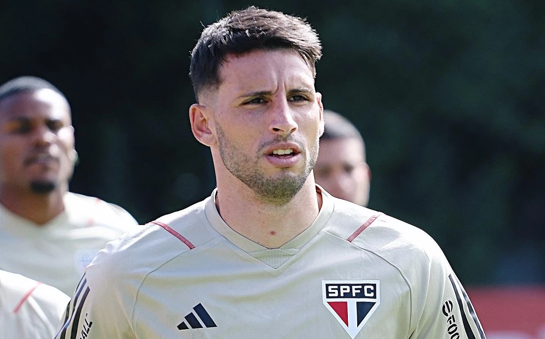 Calleri marca cirurgia e deve ficar de fora do resto da temporada pelo São Paulo