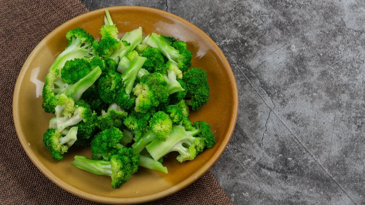 Nutricionista explica por que o brócolis é anti-inflamatório, mesmo provocando gases