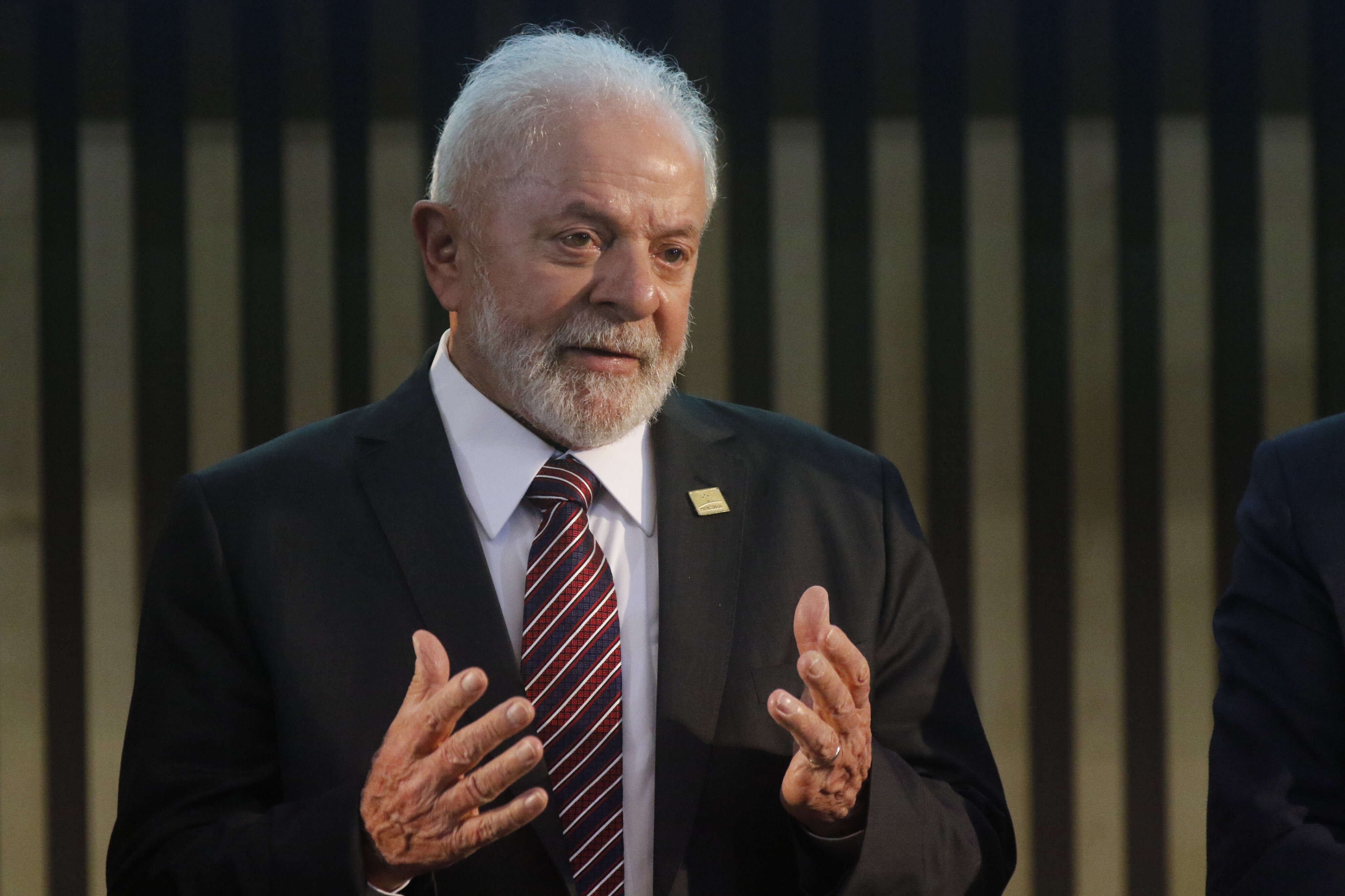 Governo Lula encerra 2024 com 52% de aprovação e 47% de desaprovação, aponta pesquisa