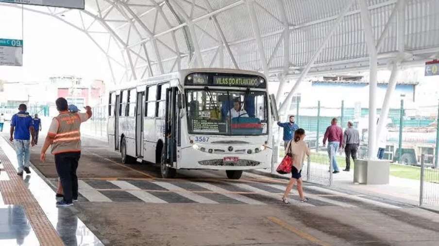 Ônibus deixam de circular em sete municípios da RMS nesta quinta