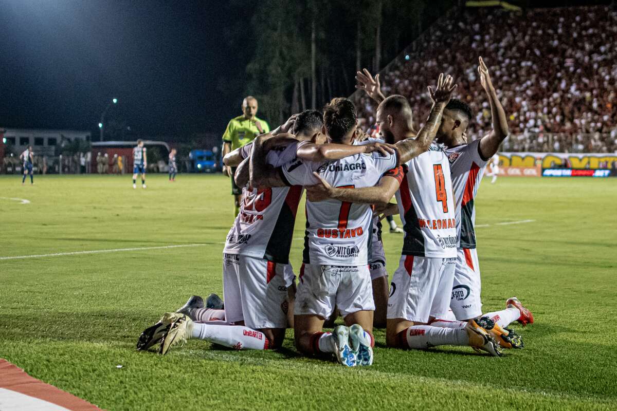 Entre crises e alívio, Vitória termina 2024 com temporada de reafirmação na Série A