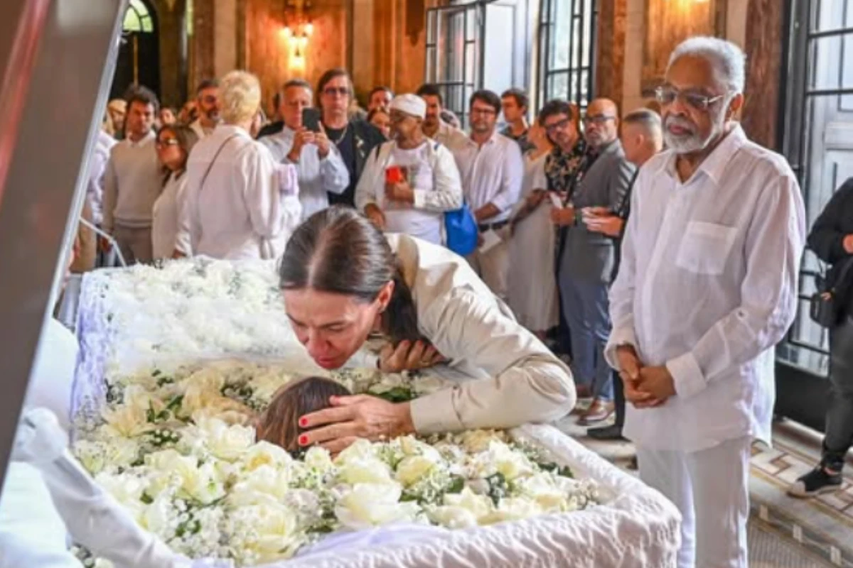 Flora Gil homenageia Preta Gil um dia após velar enteada: 'Para sempre'