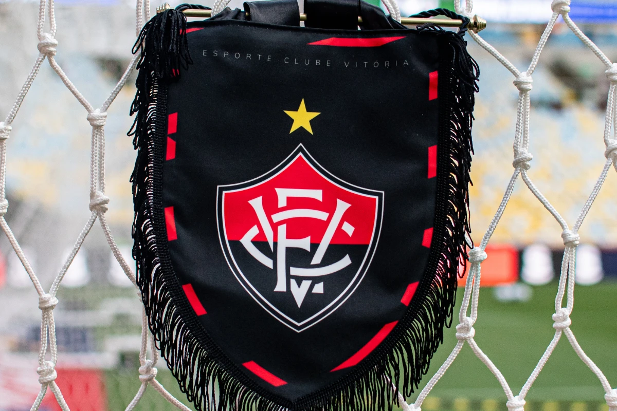 Vitória fatura milhões com venda de atacante para gigante do futebol italiano