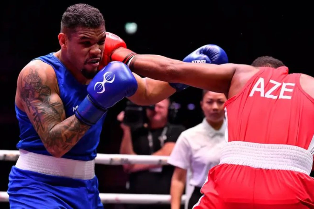 Baiano fatura prata e ajuda o Brasil a alcançar melhor campanha em Mundiais de Boxe