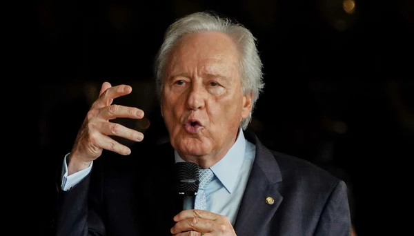 Brasil vai adotar restrições a imigrantes portugueses, diz ministro da Justiça