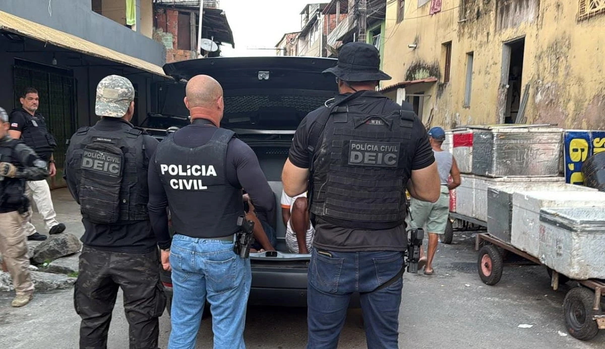 Suspeito faz família refém em Salvador ao tentar resistir a abordagem