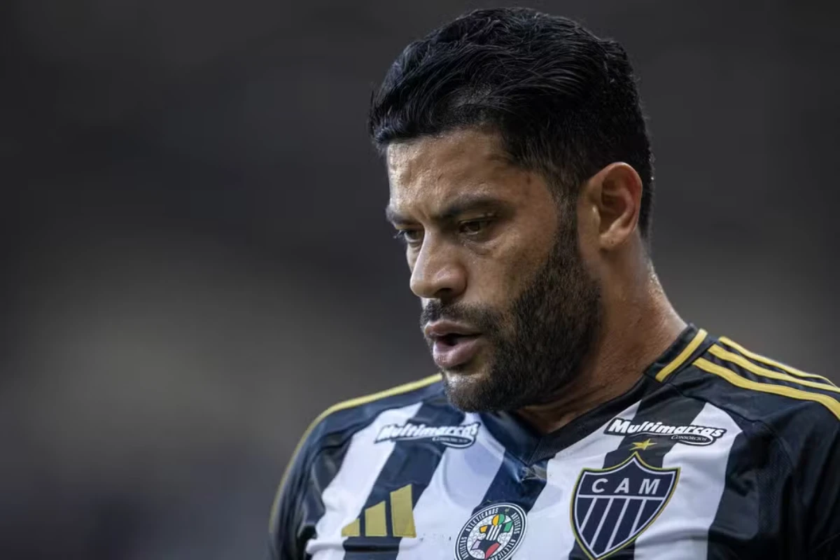 Atleta formado no Vitória comenta problema com salários atrasados no Atlético-MG
