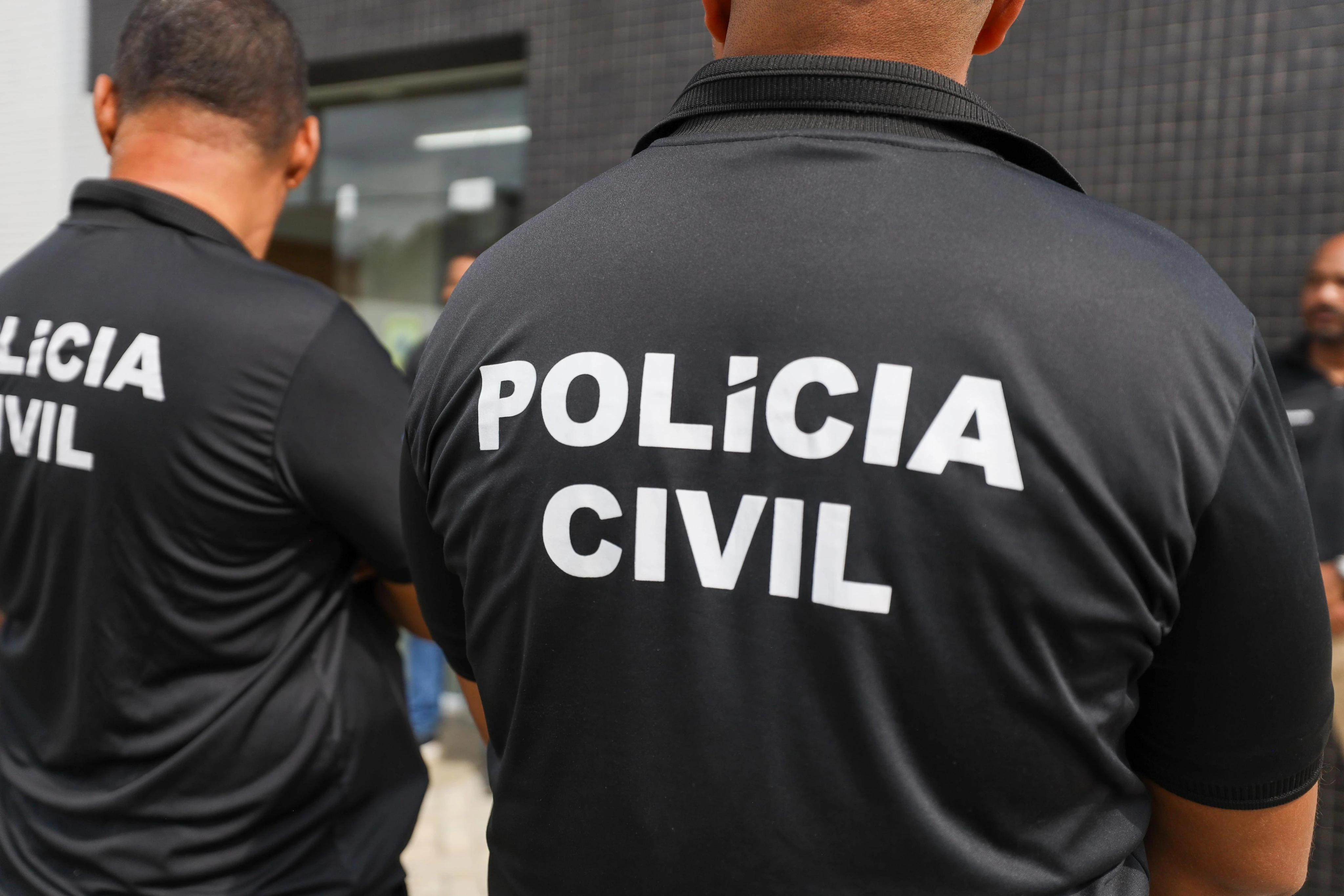 Homem é morto a tiros enquanto pilotava moto em Paripe
