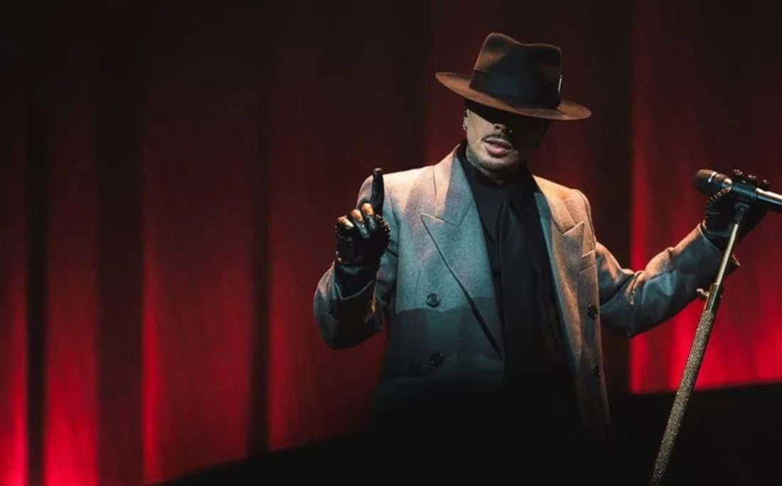 Cantor choca ao anunciar show com ingressos de até R$ 14 mil no Brasil