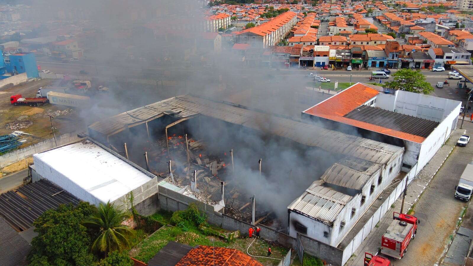 Feira de Santana registra dois incêndios durante madrugada