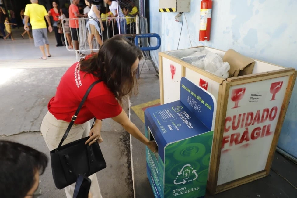 Campanha sobre descarte de pilhas começa em Salvador; veja locais