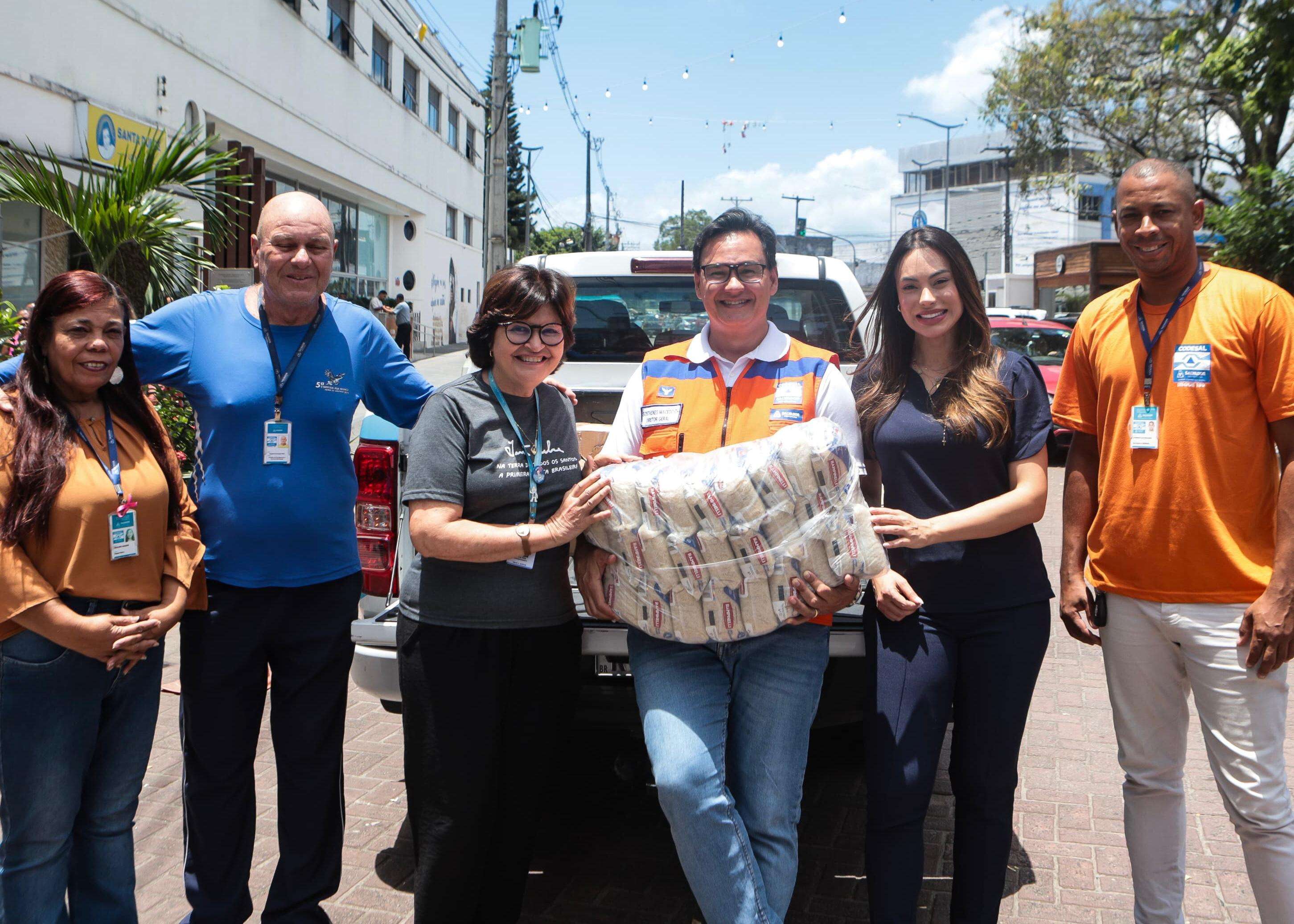 Obras Sociais Irmã Dulce recebem alimentos arrecadados pela Caminhada de Prevenção da Codesal