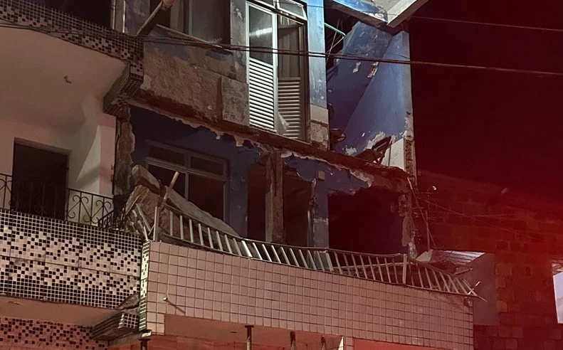 Sedur inicia demolição da laje após desabamento na Mata Escura