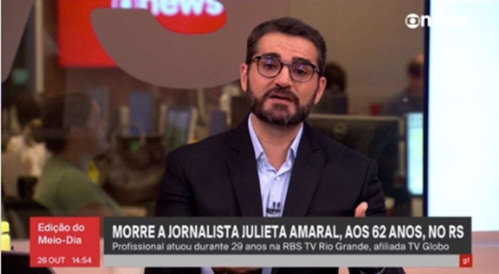 Jornalista da Globo News se emociona ao noticiar morte de colega; veja vídeo