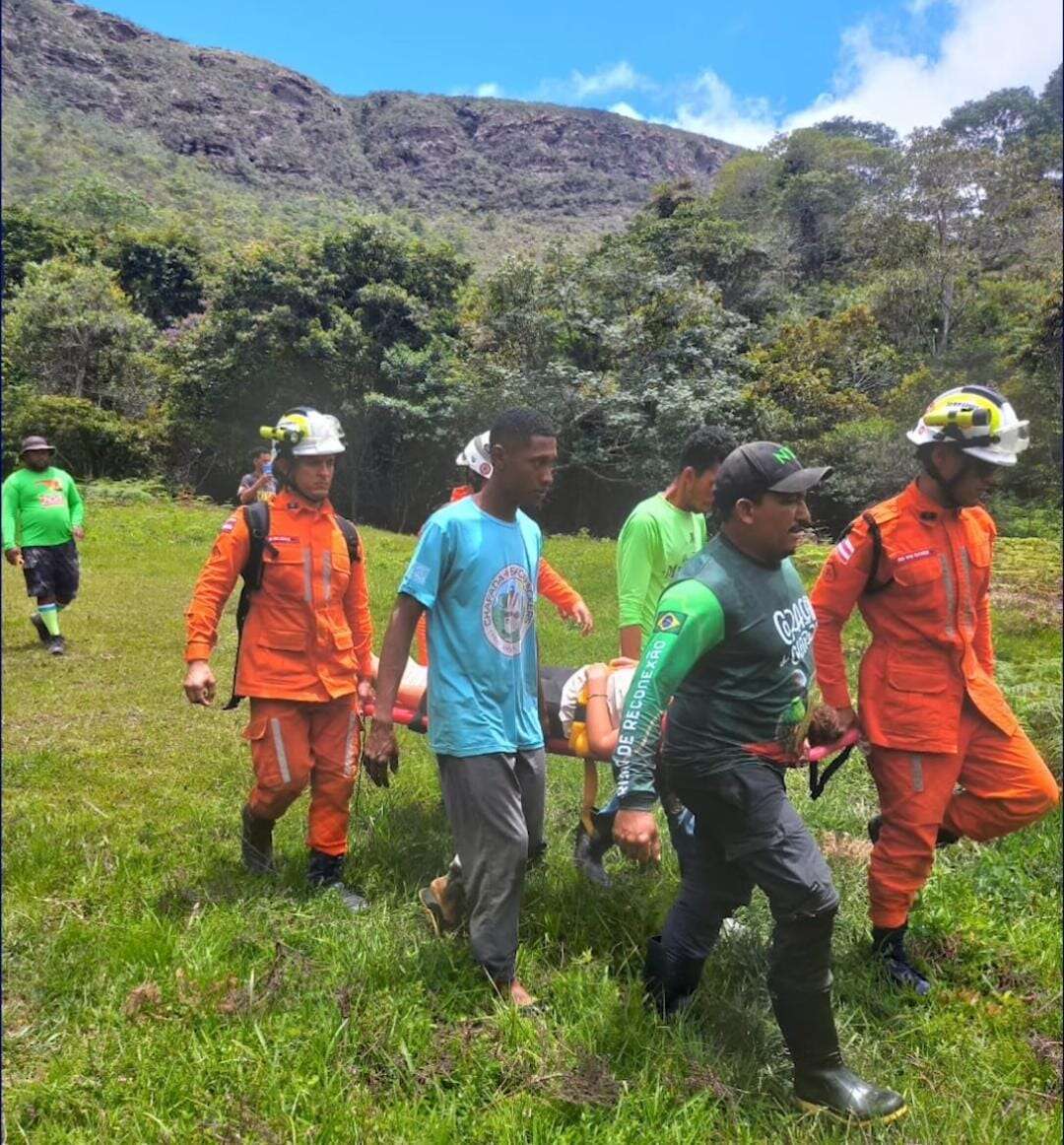 Turista de Londres é resgatada após sofrer acidente em trilha da Chapada Diamantina