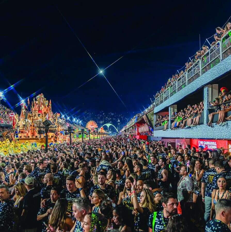 Camarotes são punidos após prejudicar escolas de samba no Carnaval do Rio; entenda