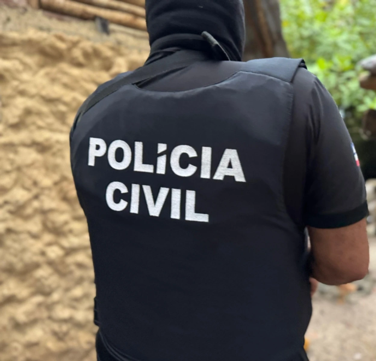 Morador de rua é morto a pauladas e facadas em cidade baiana