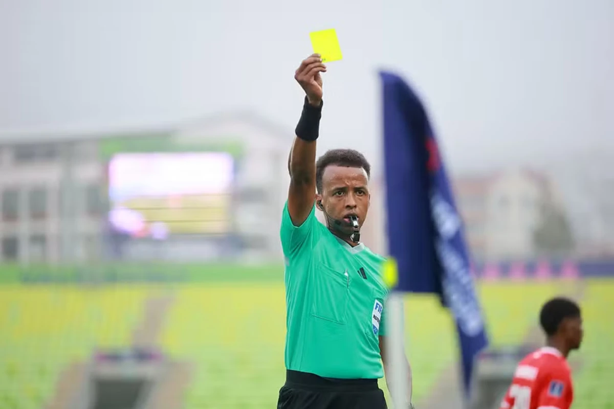 Melhor árbitro da África é barrado nos EUA e acaba excluído da Copa do Mundo