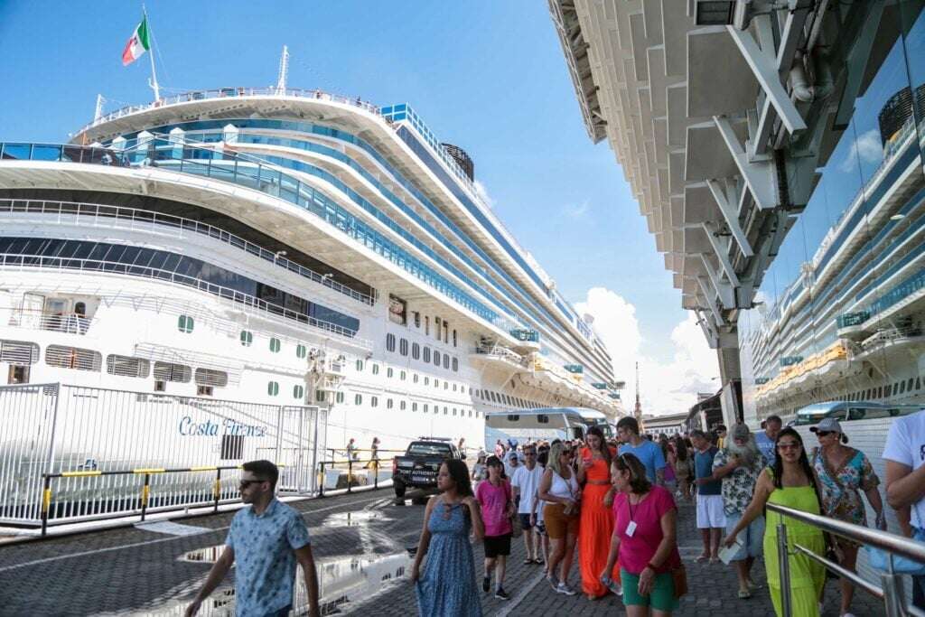 Aberta a temporada de cruzeiros: 52 navios vão atracar em Salvador até março