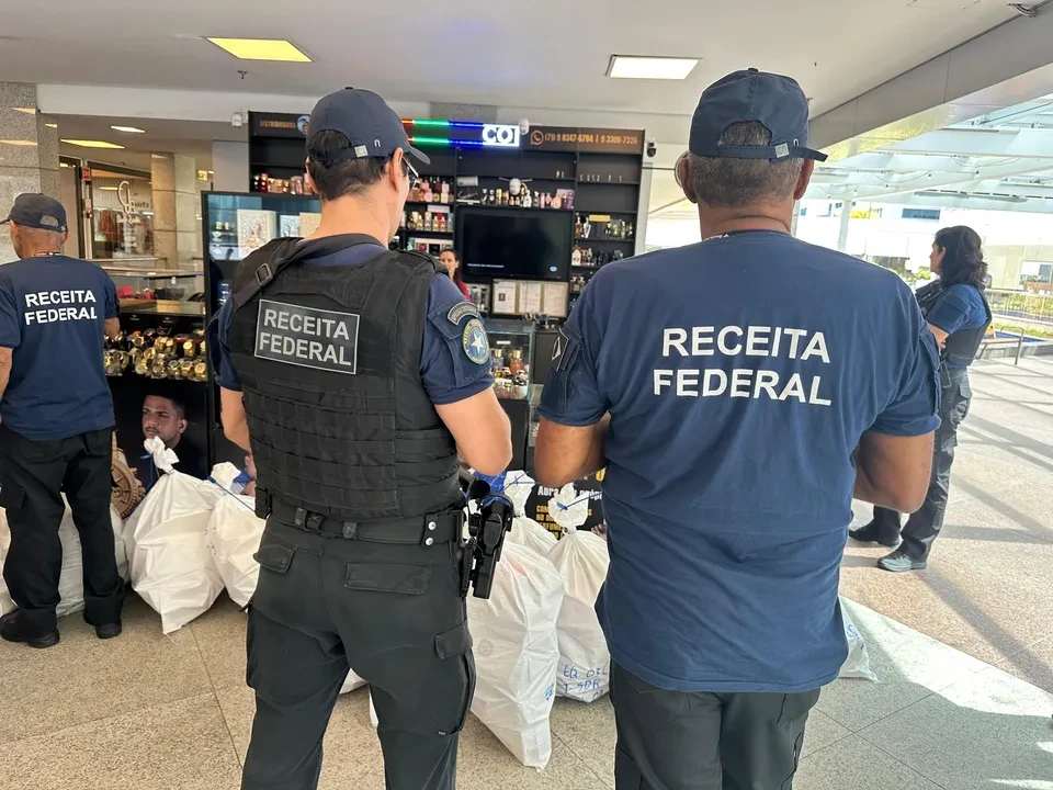 Lojas de Salvador são alvo de operação da Receita Federal contra falsificação e contrabando