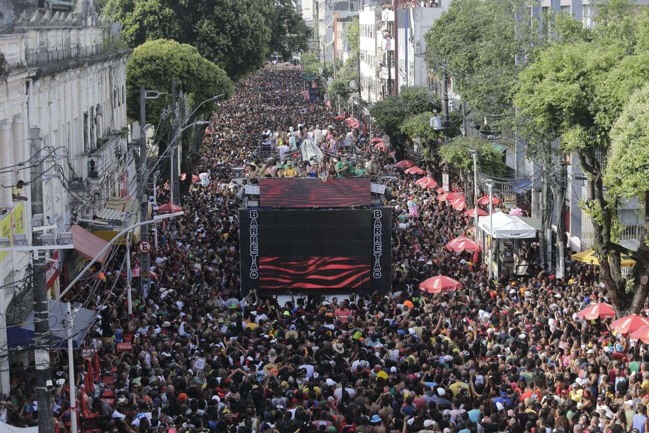 Saiba ordem e atrações deste sábado (29) no Carnaval de Salvador