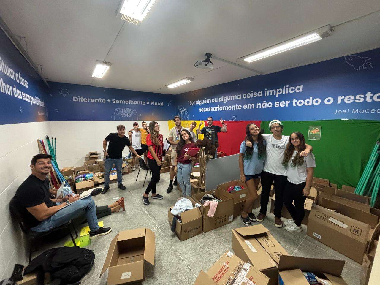 Gincana solidária de escola arrecada mais de uma tonelada de alimentos em Salvador