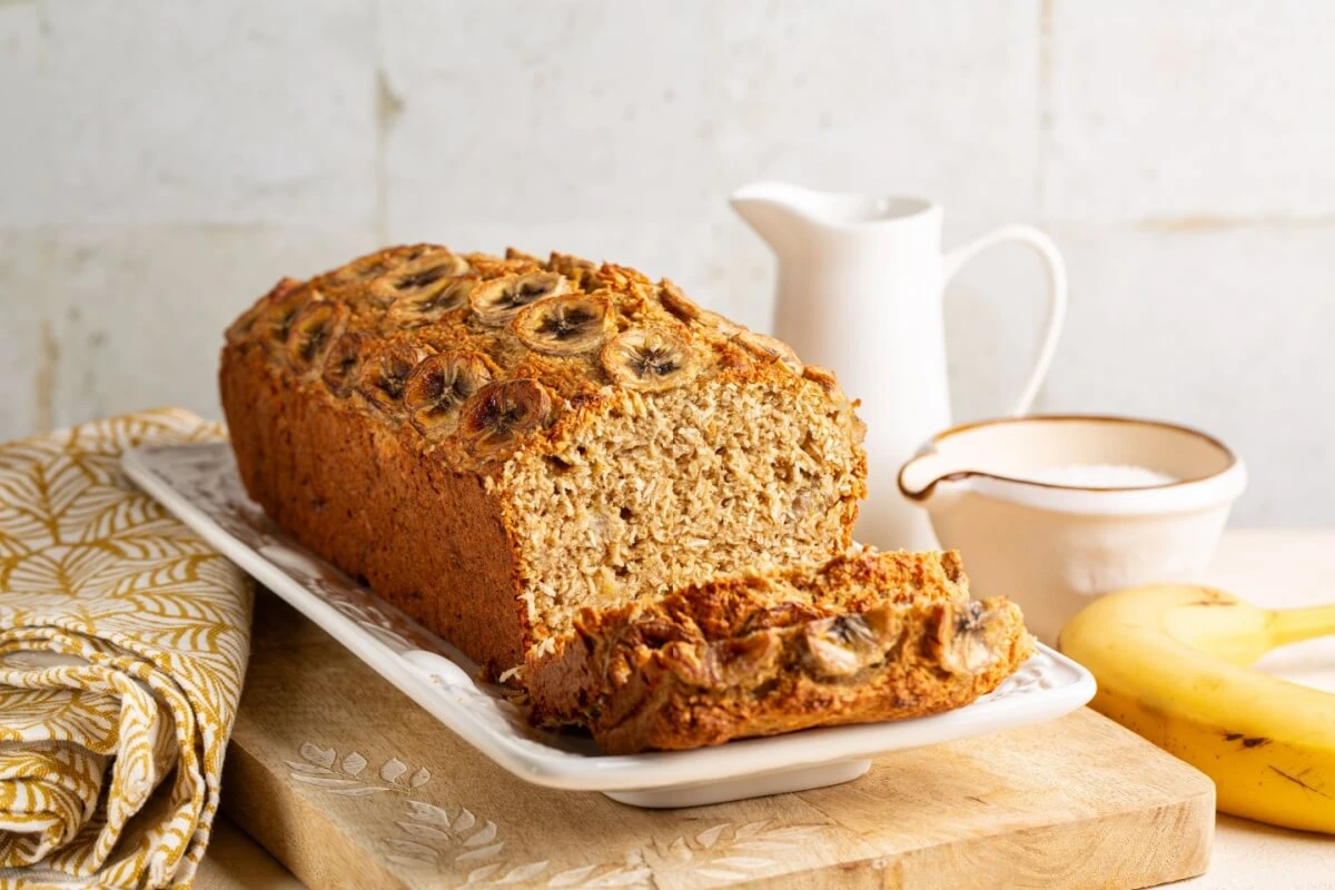 4 receitas de bolo de banana fit para o lanche da tarde