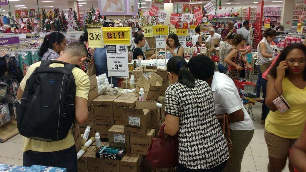 Black Friday ou Black Month? O que era um dia de descontos virou um mês inteiro