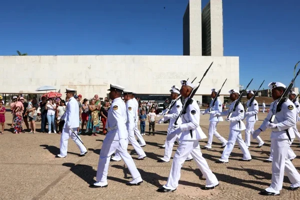Inscrição em concurso para cabo da Marinha termina neste domingo (12)