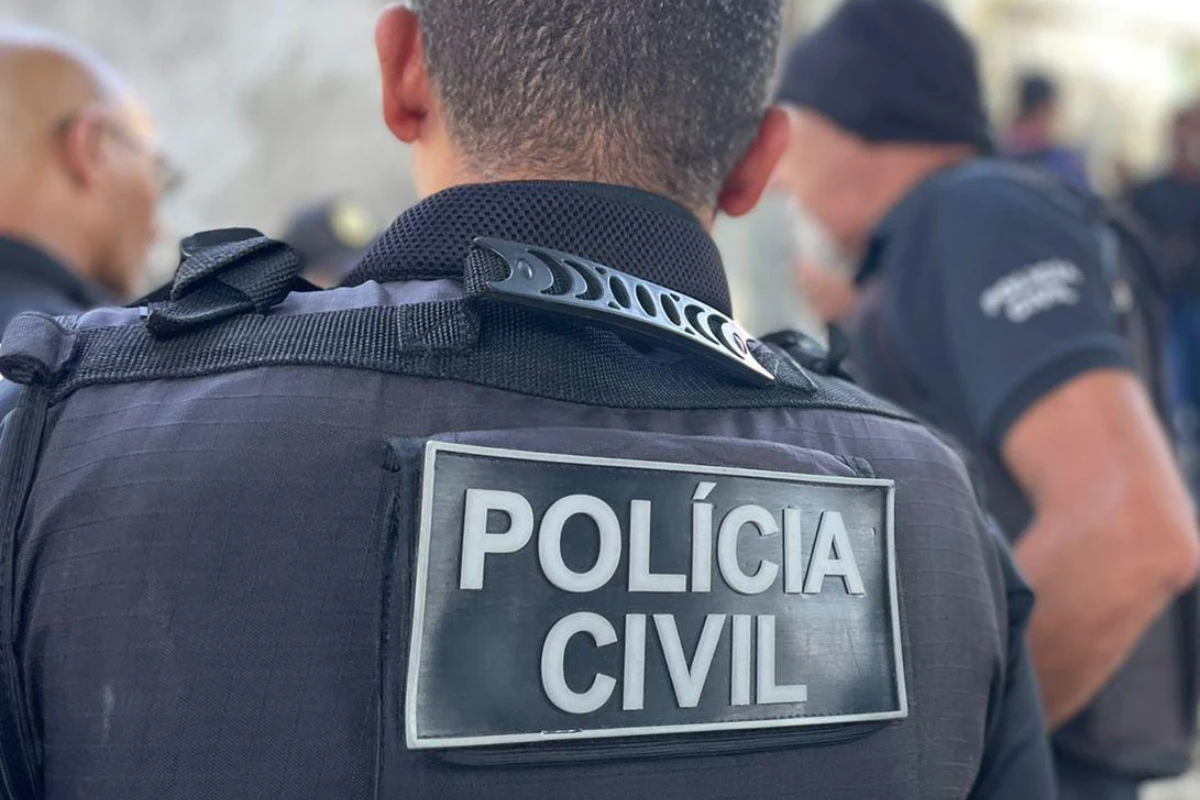 Chilenos são presos após furtarem estabelecimento na Barra