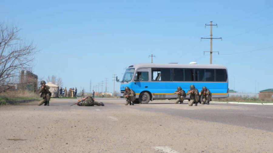 Учения с перестрелками и взрывами организовали в Астане