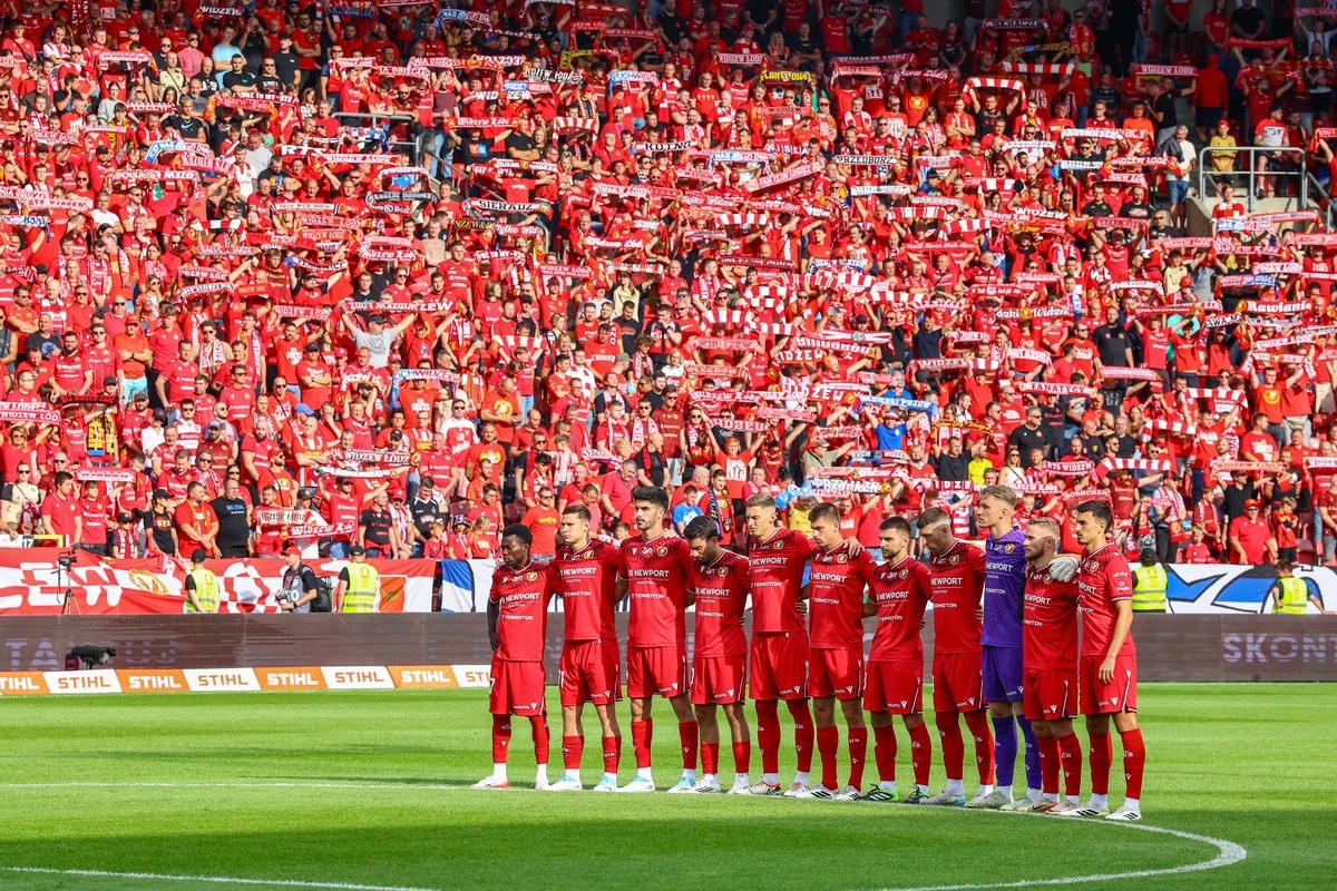 Widzew leci po piłkarza. To byłby jeden z największych hitów lata w Ekstraklasie [NOWE INFORMACJE]
