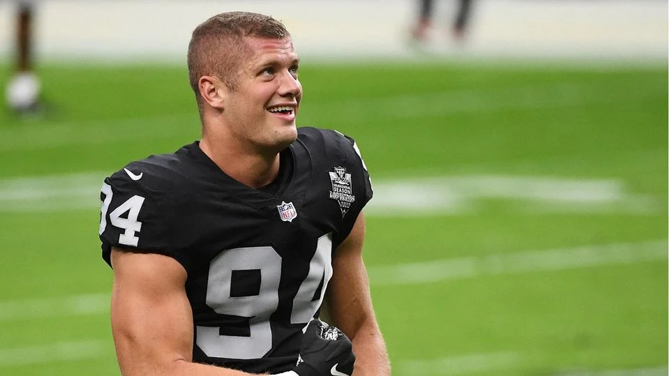 Erster aktiver NFL-Footballer outet sich als homosexuell