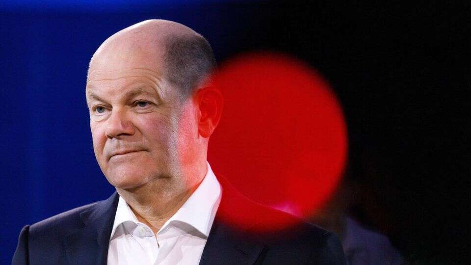 RTL/ntv-Trendbarometer Vertrauen der Deutschen in SPD und Kanzler Scholz sinkt weiter