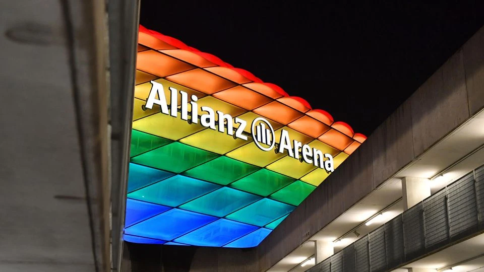 Uefa lehnt offenbar eine in Regenbogenfarben leuchtende Münchner Arena ab