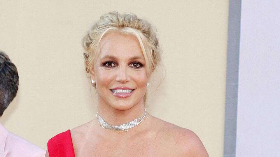 Sologamie Britney Spears macht es vor: Was hinter dem Phänomen Selbstheirat steckt