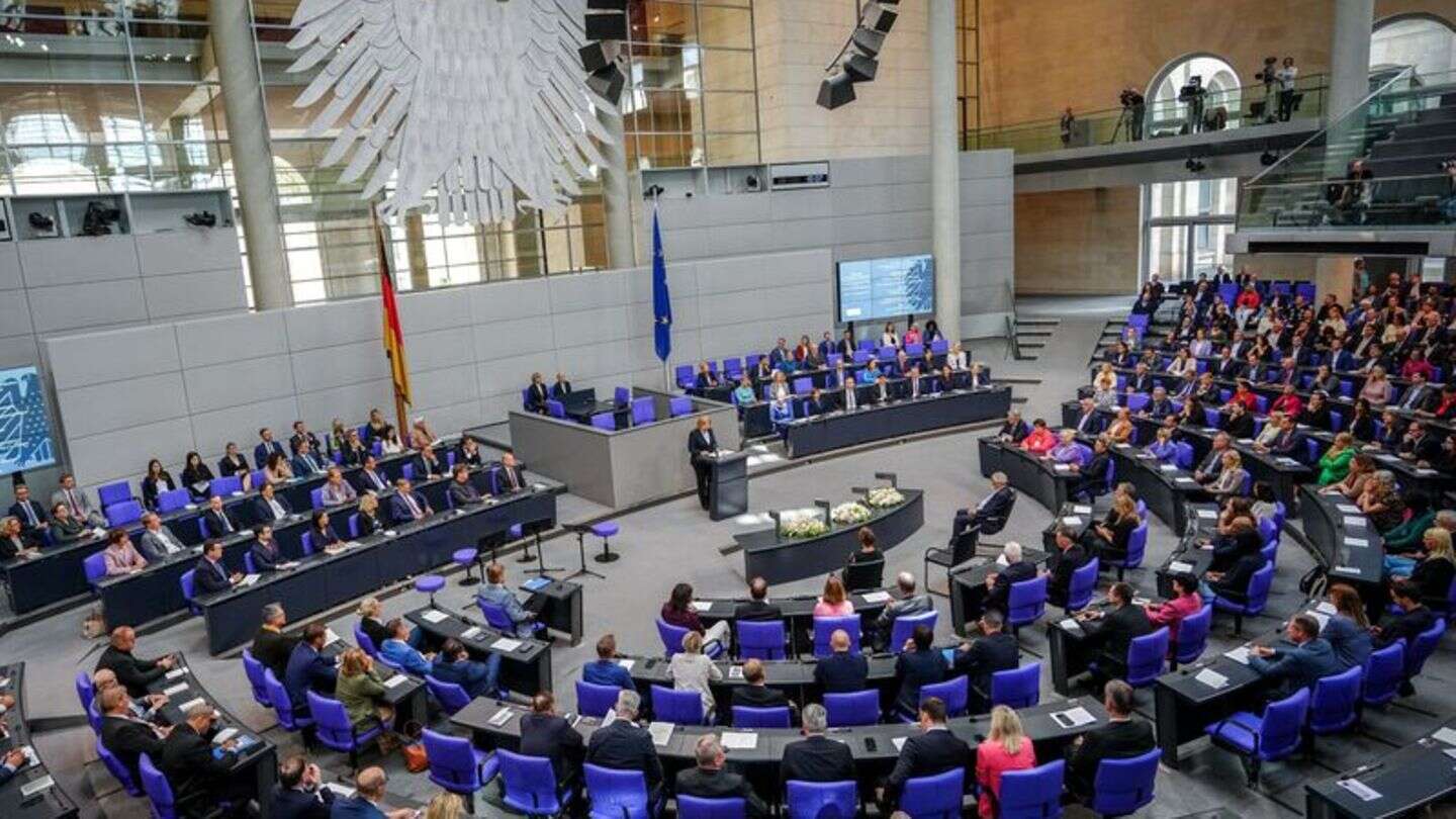 Jubiläum: Bundestag feiert 75. Jahrestag der ersten Sitzung